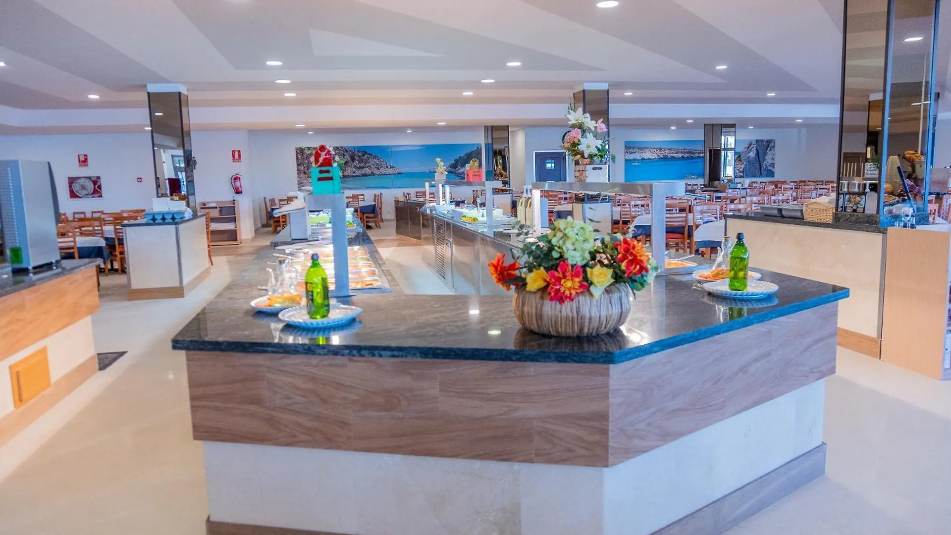 Hotel Club Cala Romani Calas de Mallorca 3*,  Spain