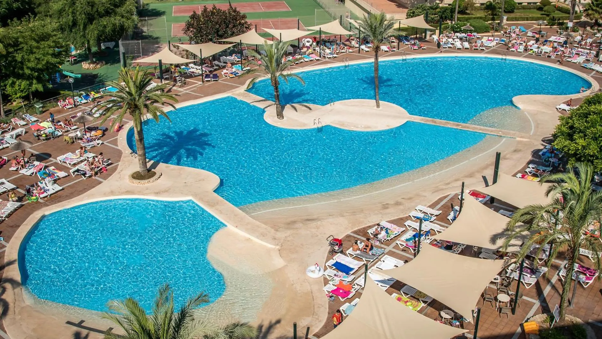 Hotel Club Cala Romani Calas de Mallorca